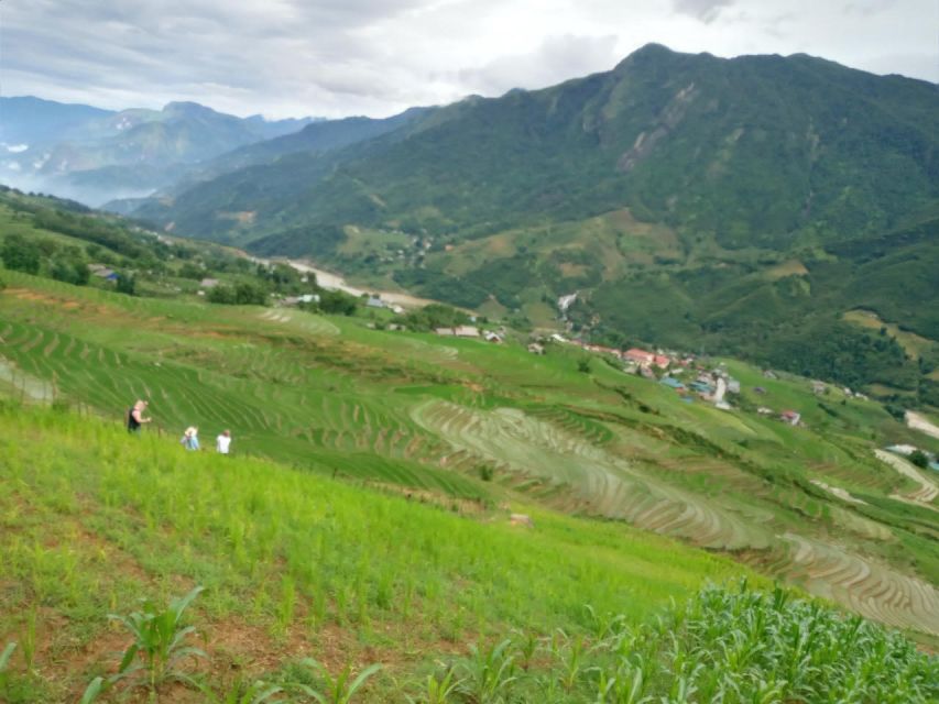 From Hanoi: 2-Day Sapa Trekking Trip with Homestay & Meals - Free time in Sapa before the return bus