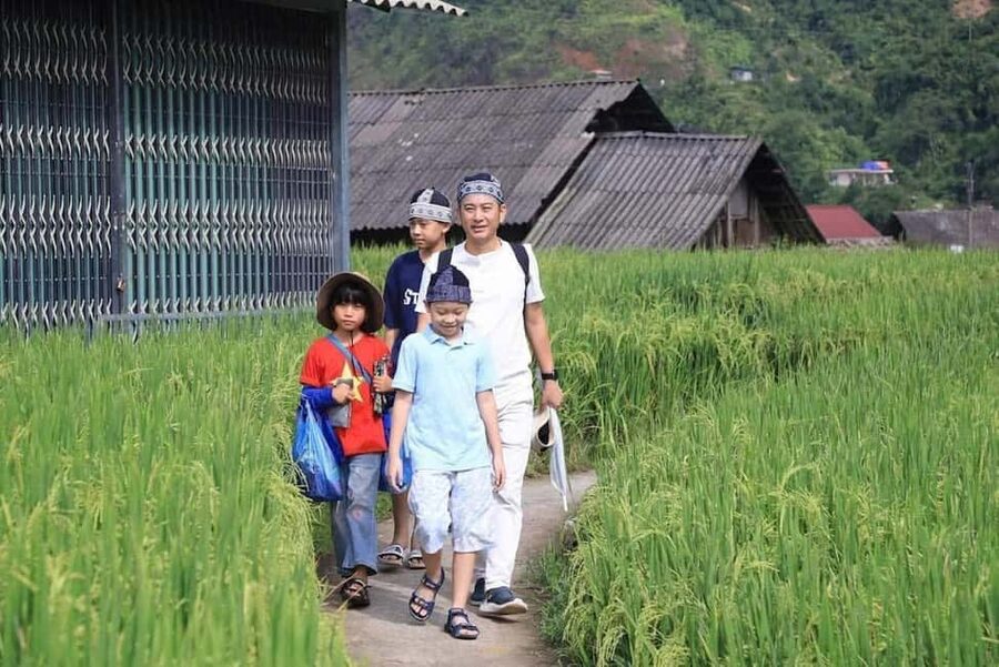 From Hanoi: 2-Days Sapa Trekking Tour Lao Chai and Cat Cat - Ta Van village and the Dzay people