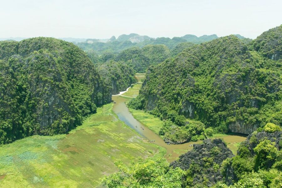 From Hanoi: Hoa Lu, Hang Mua Hike, Tam Coc Boat, and Lunch - Climbing 500 steps at Hang Mua
