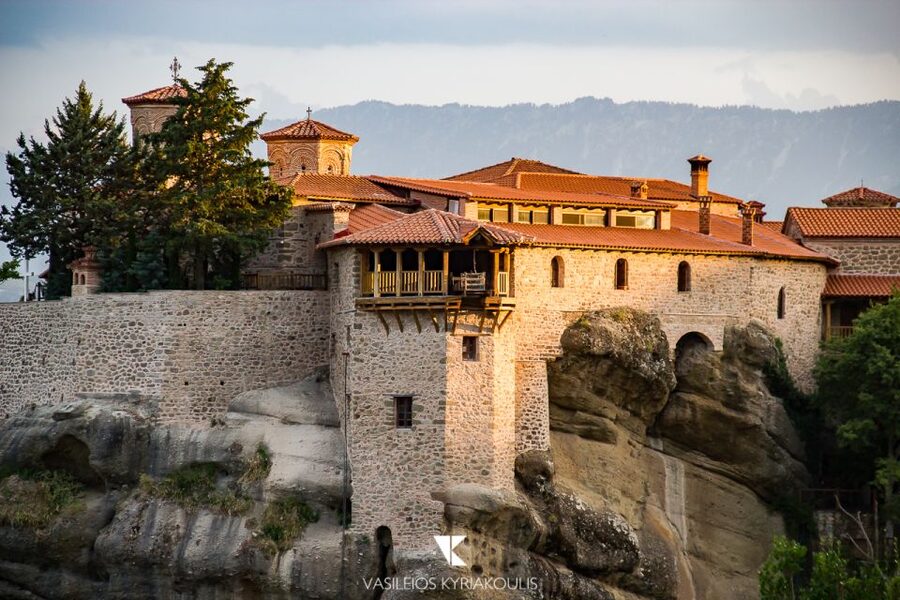 From Kalabaka: Authentic Meteora Hiking Tour - Local Agency - Why Meteora Works So Well on Foot