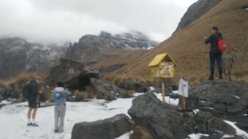From Mexico City: Hike Iztaccihuatl Volcano with an Alpinist - Your guide shapes the day