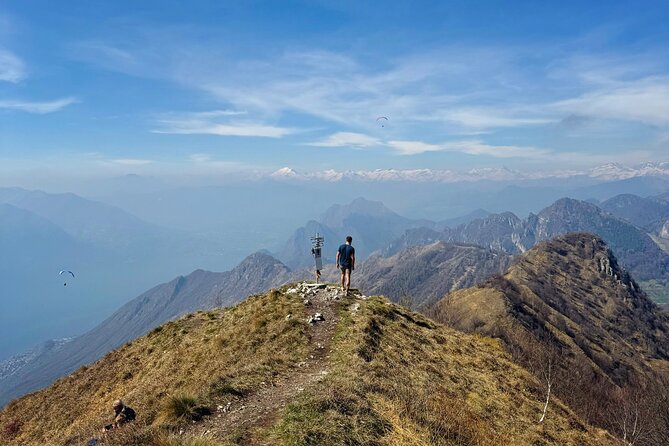 From Milan/Como/Varenna: Panoramic Hiking Tours near Lake Como - The Italian Alps from a higher viewpoint