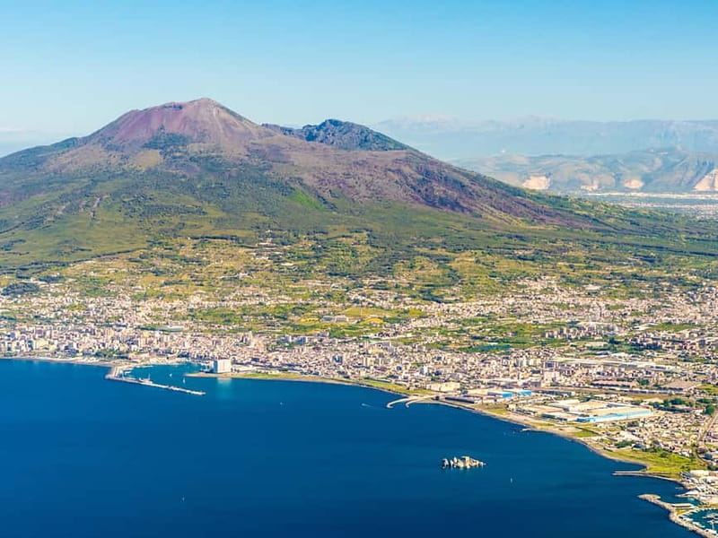 From Pompeii: Mount Vesuvius Hike & Tour by Bus - Meeting in Pompeii and riding uphill