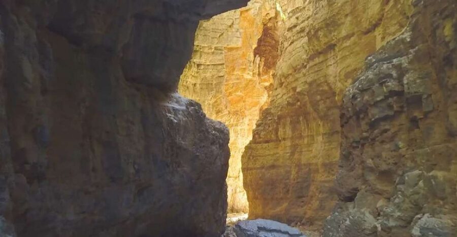 From Rethymno/Chania: Imbros Gorge Hike - The early pickup and drive into the White Mountains