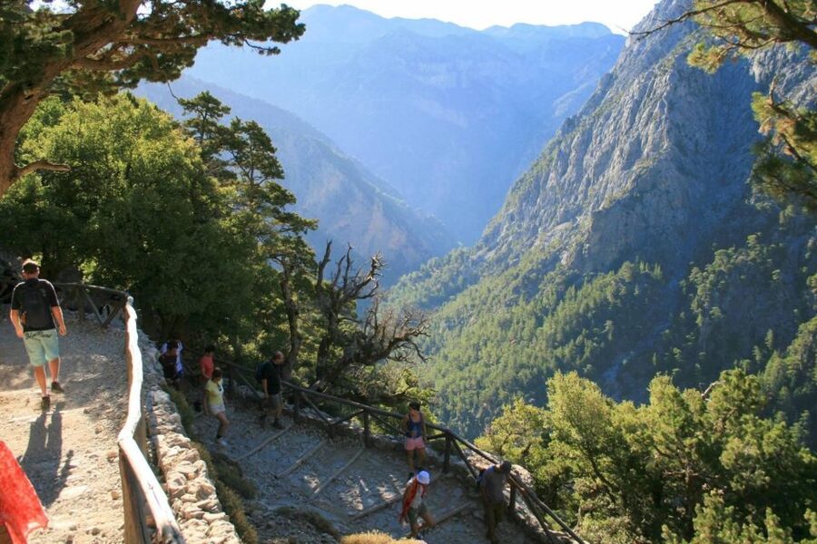 From Rethymno: Samariá Gorge Full-Day Hike - The early ride from Rethymno to Omalos