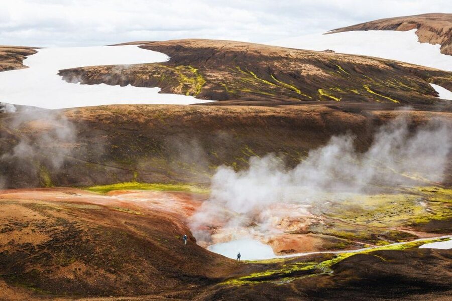 From Reykjavík: Landmannalaugar Day Hike - Down through Grænagil and the optional Bláhnúkur climb