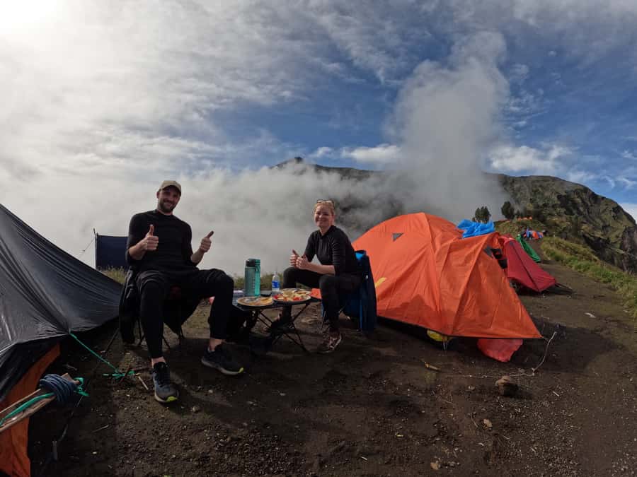 From Senaru: Mount Rinjani 2-Day Trek to Summit - Day 1: From 1,051 meters to the crater rim