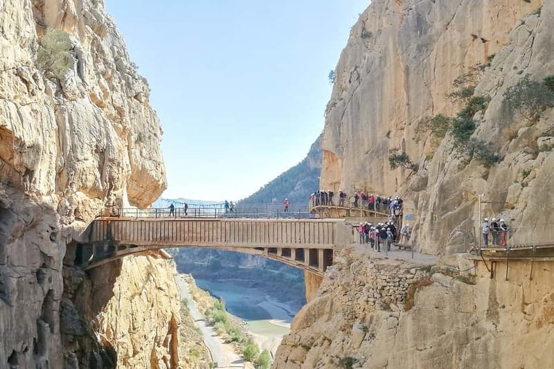 From Seville: Caminito del Rey Hike Day Trip - Lunch: plan before you arrive