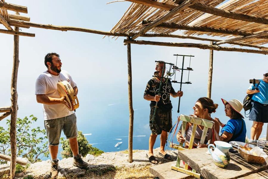 From Sorrento: Path of the Gods Guided Hike with Transfers - The shepherd’s hut is more than a snack stop