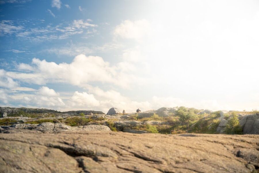From Stavanger: Pulpit Rock Guided Hike with Pickup - The basecamp briefing and trail plan