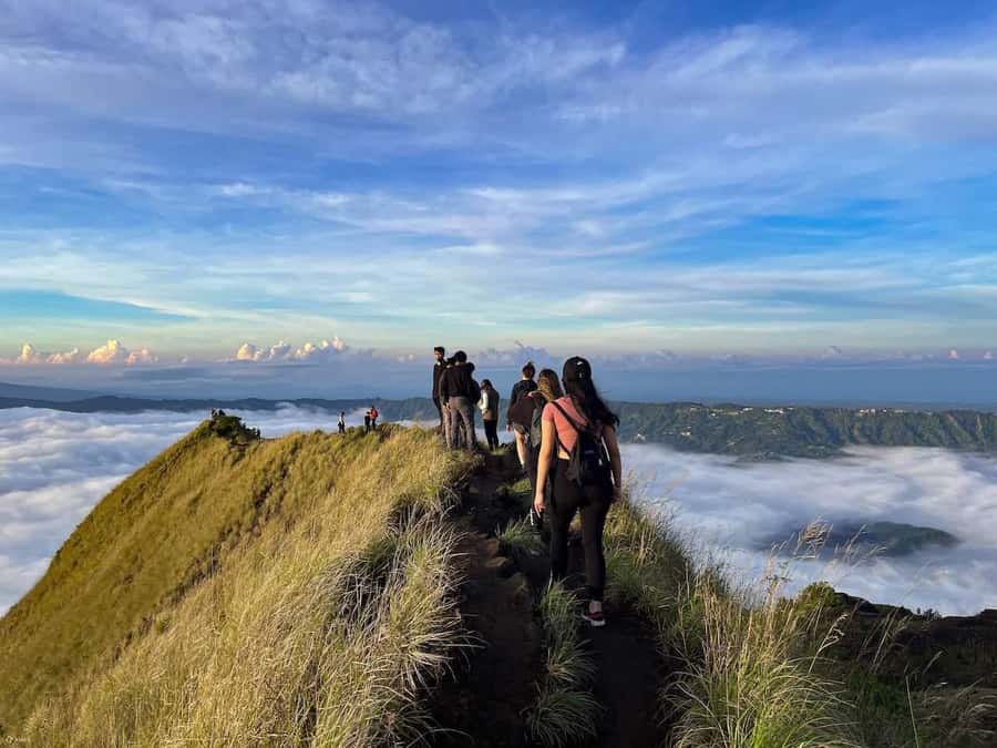 From Ubud: Mount Batur Hiking - Breakfast beside an active volcano