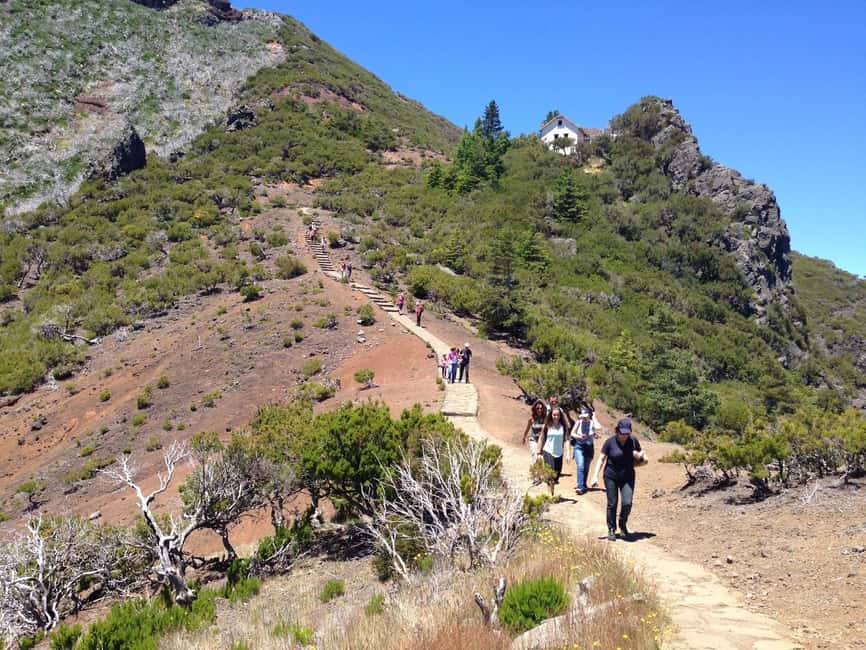 Funchal: Pico do Arieiro & Pico Ruivo Hiking Transfer - Pico Ruivo and the high mountain views