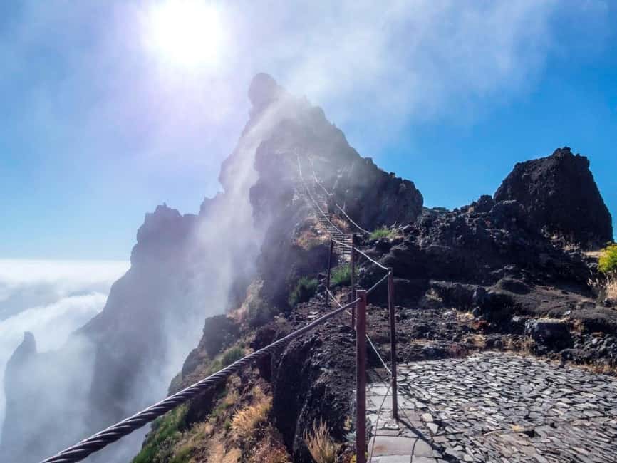 Funchal: Pico do Arieiro & Pico Ruivo Hiking Transfer - The five-hour walking window