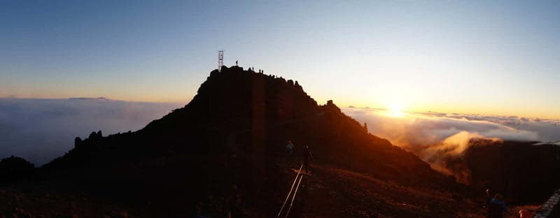 Funchal: Pico do Arieiro Sunrise Plus 2 extra Hiking Trails - PR1 and the Stairway to Heaven