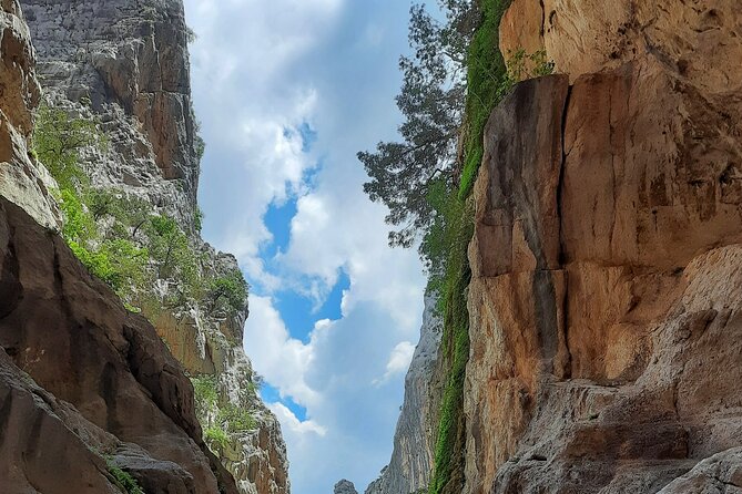 Gorropu canyon guided hike - Leaving Orosei for the Flumineddu Valley
