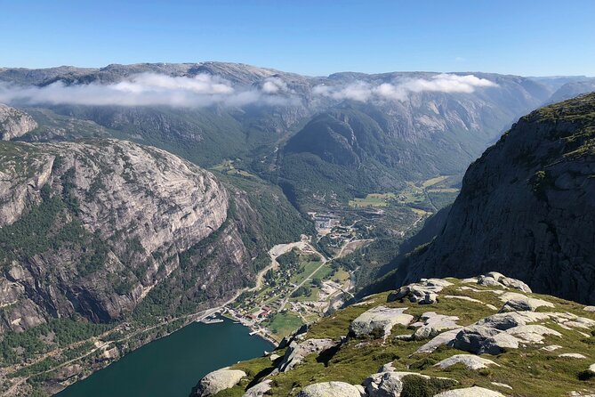 Guided hike to Kjerag and Kjeragbolten - Who should book this hike?