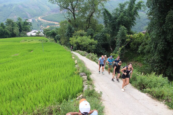 Hanoi - Sapa 2 Days 1 Night Overnight At Local Homestay - Y Linh Ho: the first view of Muong Hoa