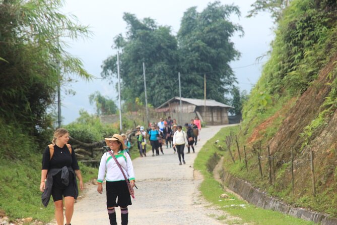 Hanoi - Sapa 3 Day 2 Night Trekking With Hotel & Homestay - Ta Van Village and the first night away from town