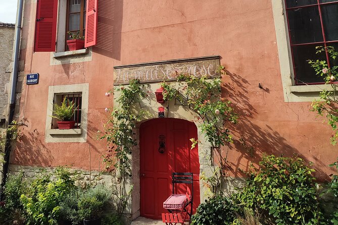 Hiking Adventure in Van Gogh's Footsteps with 6 miles walk - What Victor Adds to the Walk