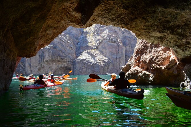 Hoover Dam & Hot Springs Kayak Tour with Lunch & Expert Guide - Who should book this Hoover Dam kayak tour?