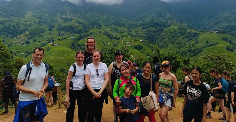 In Sapa: 1 Day Mountain Trek, Visit beautiful villages - Down to Hang Da and the Hmong countryside