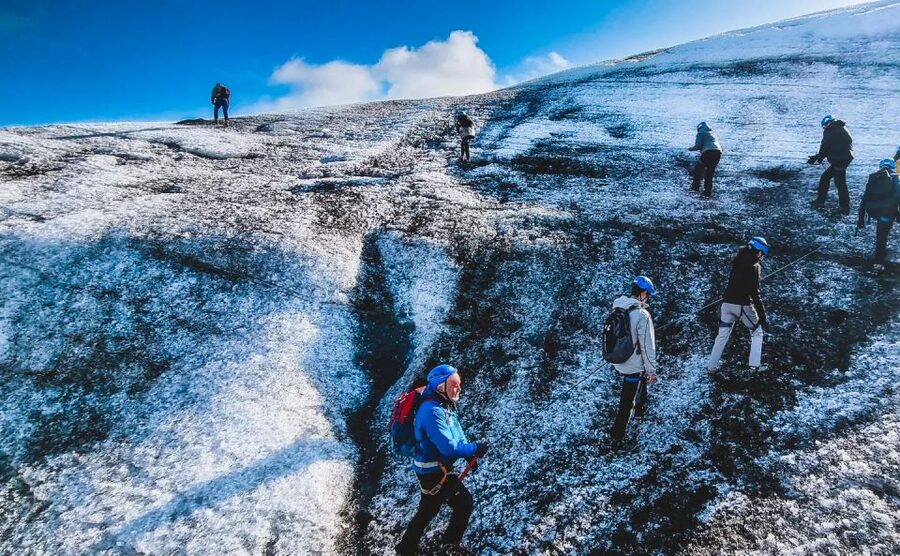 Jökulsárlón: Vatnajökull Glacier Guided Hiking Tour - Blue ice, ash, and the changing glacier