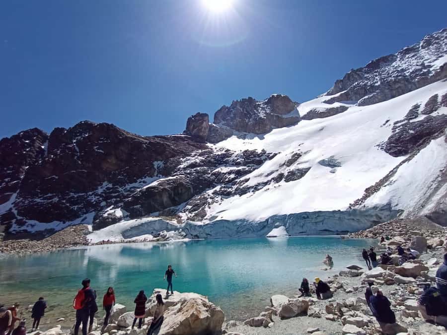 La Paz: Charquini Mountain Guided Hike - From San Francisco Church to the high Andes