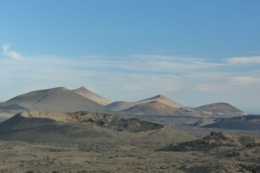 Lanzarote: Guided Volcano Hike with Transfers - Key points at a glance