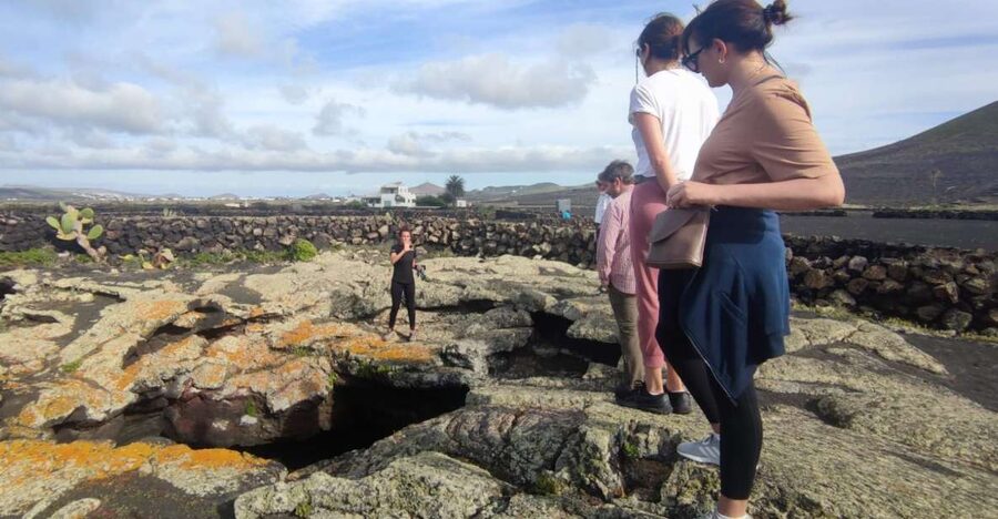 Lanzarote: Timanfaya Natural Park Trekking Tour - Crossing lava rivers and volcanic ground