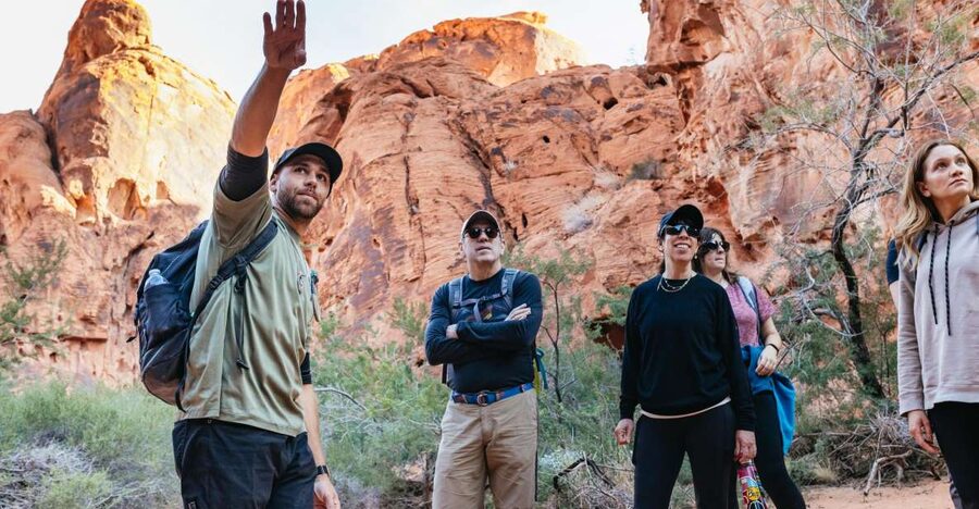 Las Vegas: Valley of Fire Guided Hike with Drinks and Snacks - Key points at a glance