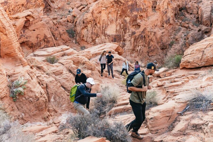 Las Vegas: Valley of Fire Guided Hike with Drinks and Snacks - Leaving Las Vegas for Valley of Fire