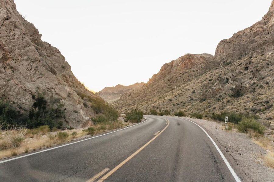 Las Vegas: Valley of Fire Guided Hike with Drinks and Snacks - Snacks, transport, and the $129 price