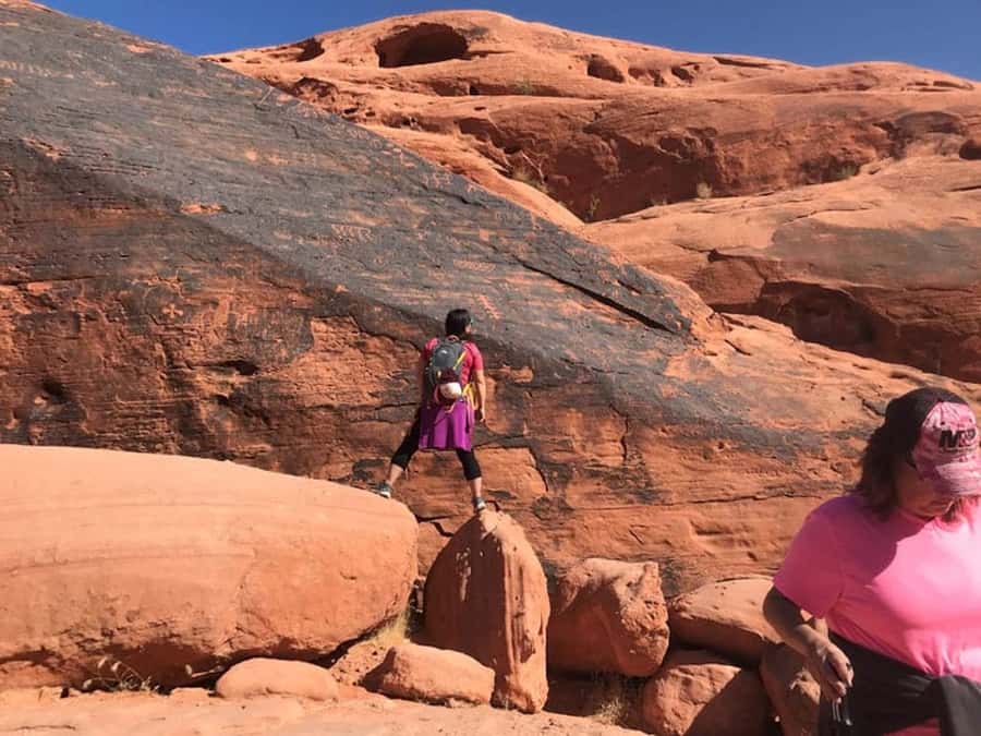 Las Vegas: Valley of Fire Half-Day Guided Hike with Pickup - The Visitor Center: a useful first look at the park