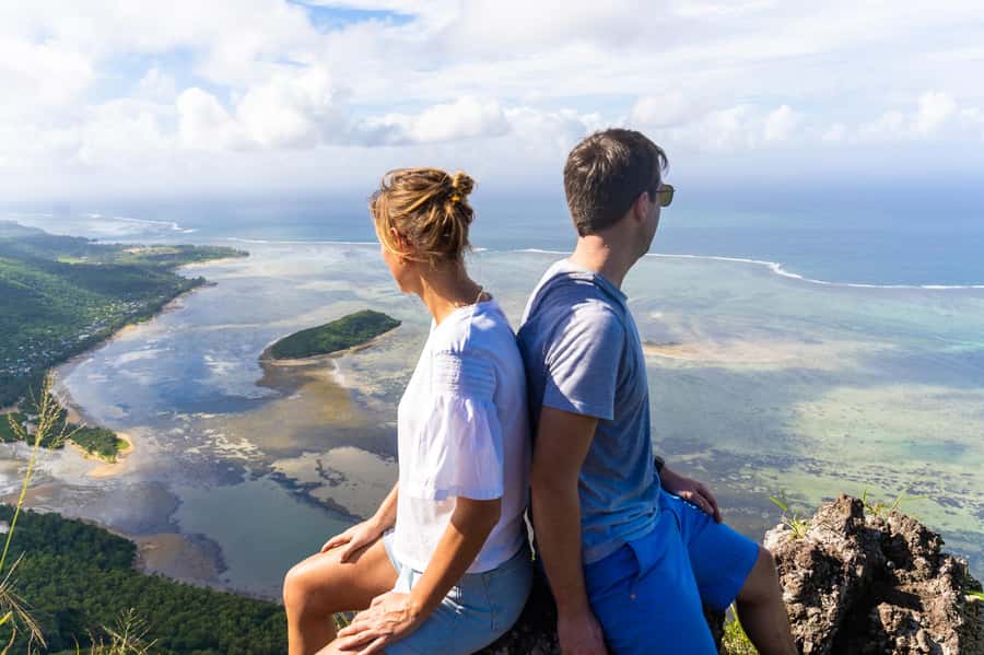 Le Morne Brabant: UNESCO Mountain Hike & Local Guides - The upper trail: where hiking turns into climbing