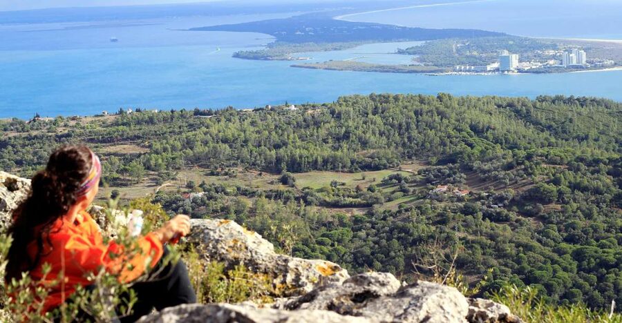 Lisbon: Hiking in Arrábida Natural Park - Leaving Lisbon for Arrábida’s Quiet Hills