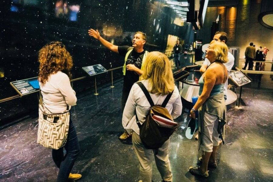Los Angeles: Griffith Observatory Guided Hike/Walking Tour - The Hollywood Sign overlook