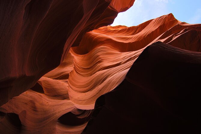 Lower Antelope Canyon Hiking Tour - Eight ladders through the sandstone