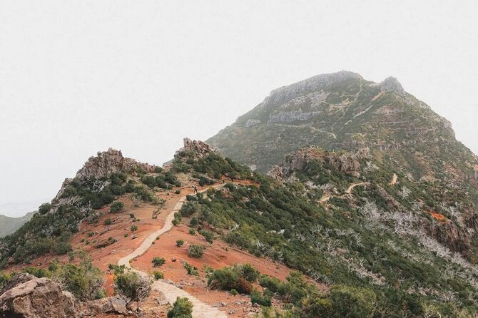 Madeira: Sunrise at Pico do Arieiro & Hike Larano trail - The early pickup and the climb to Pico do Arieiro