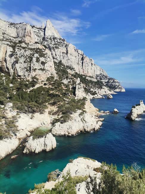 Marseille: Calanques National Park Guided Hike with Picnic - What the guide adds beyond directions