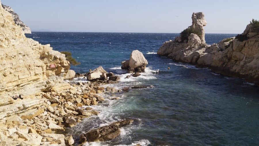 Marseille: Calanques National Park Guided Hike with Picnic - Picnic, sea air, and a proper swimming break