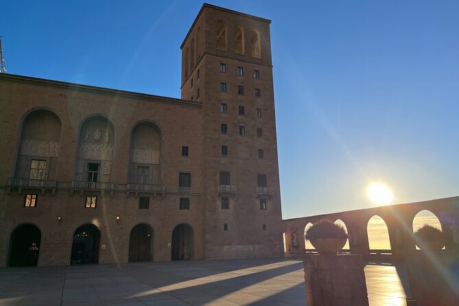 Montserrat very early : Hiking, Abbey, very small group - Why the early start changes Montserrat