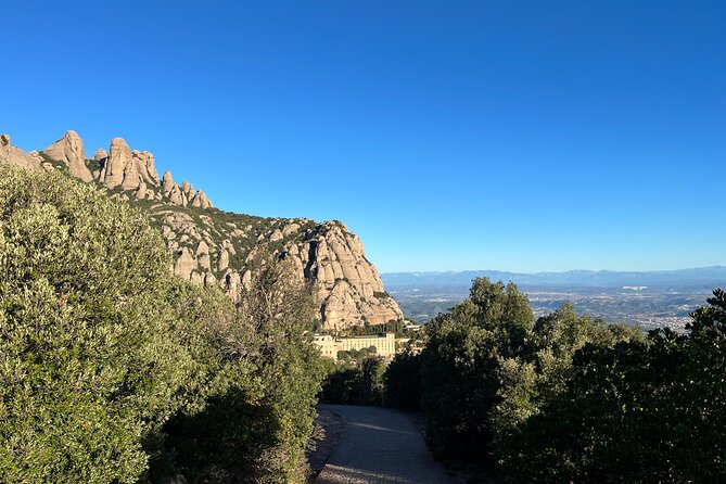 Montserrat very early : Hiking, Abbey, very small group - What to bring for this particular morning