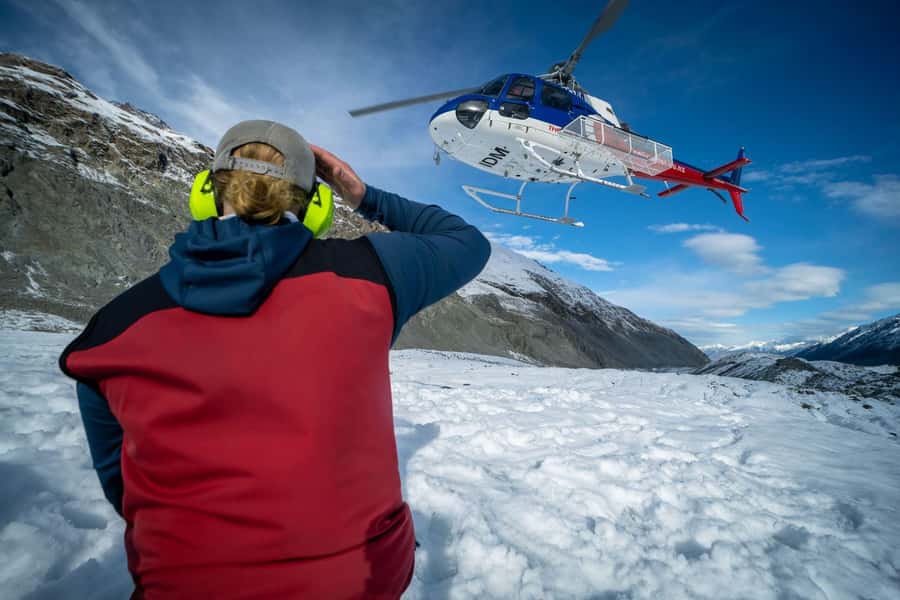 Mount Cook: 3 Hour Heli Hike to the Tasman Glacier - Should you book the Tasman Glacier heli hike?