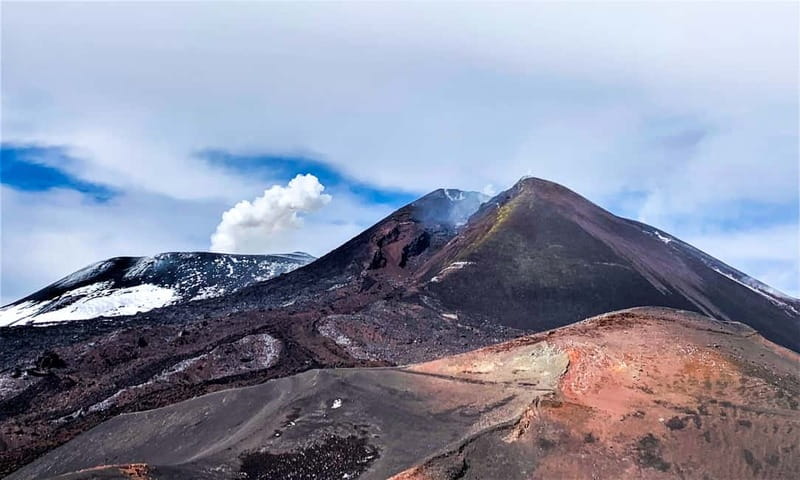 Mount Etna: Trek to 3000m with cable car and 4x4 - Equipment, clothing, and what you should carry