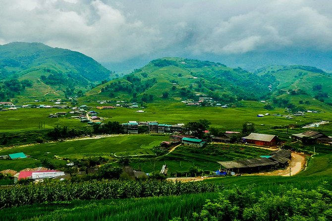 Mountain views & Rice Terraced Fields Hiking – 2D 1N - Fitness, group size, and practical comfort
