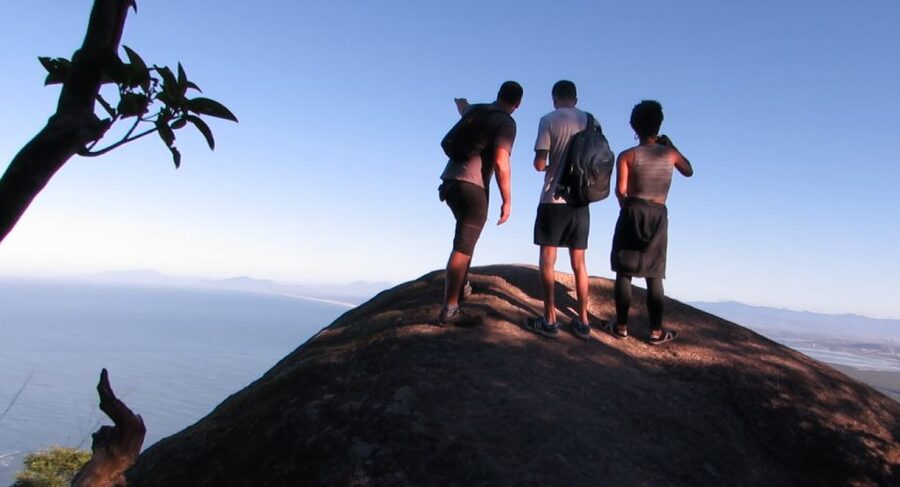 Pedra do Telégrafo Hike and Beach Full-Day Tour - Grumari or Prainha: the right finish after the climb