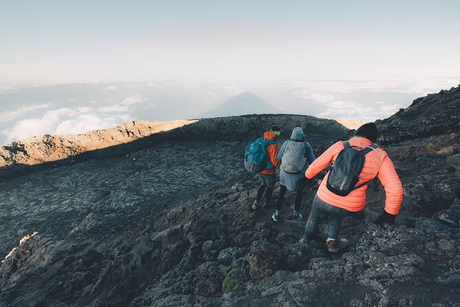 Pico Mountain: Climb the Highest Point of Portugal 2351m - Guides who add value to a difficult day