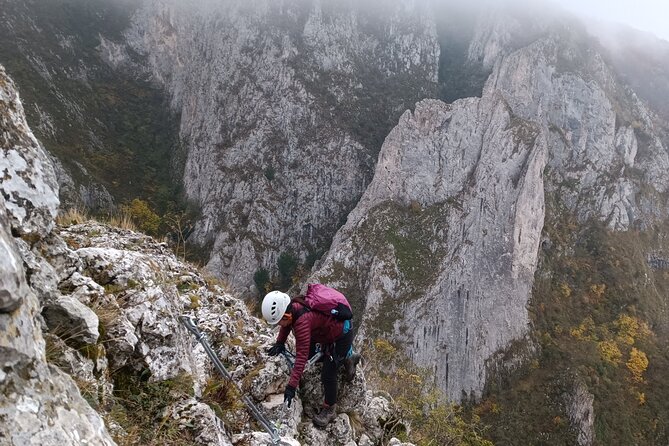 Private Hiking OR Climbing Experience in beaufitul gorges - Views from the top and the photo stop