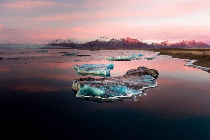 Private Jökulsárlón Glacier Lagoon 2 Day Tour & Glacier Hike - Why two days makes the South Coast better