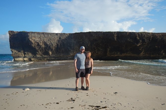 Private sunrise hike to Aruba's Natural Pool (Conchi) - Who should book this Aruba hike?